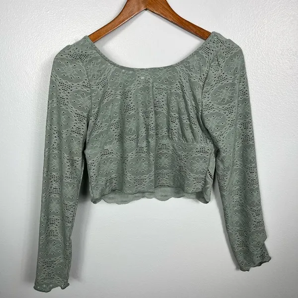Kirious Los Angeles Sage Long Sleeve‎ Eyelet Crop Top - Image 4