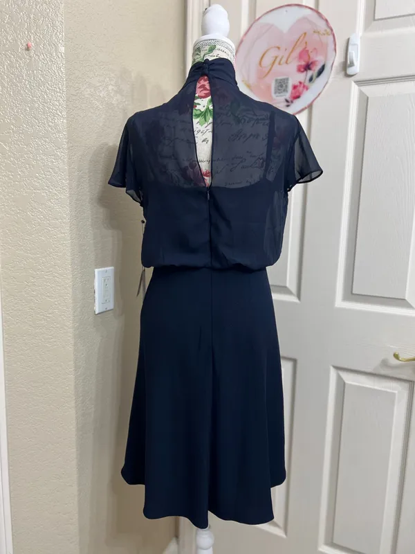 NWT Adrianna Papell Navy Blue Chiffon And Crepe Mock Neck Bow Dress Size 6 - Image 4