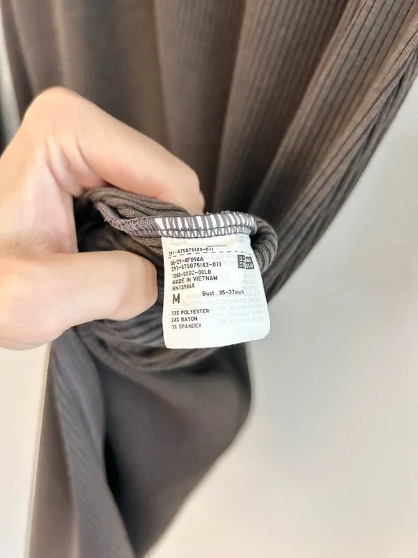 Uniqlo Women's Ribbed Stretchy Long Sleeve Brown Midi Dress Size M - Image 7