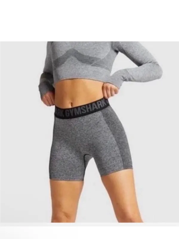 Gymshark Heather Gray Logo Waist Biker Shorts Size Small - Image 5
