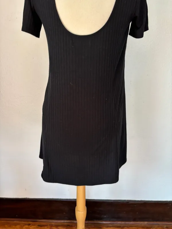 Abercrombie Solid Black Short Sleeve Open Back T-Shirt Dress - Image 4