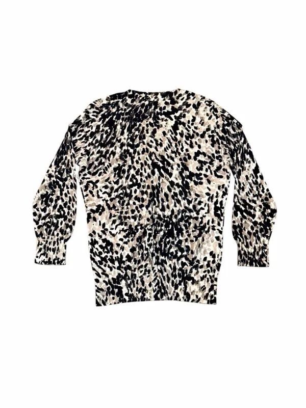 Banana Republic Gray Black & White Leopard Print Crew Neck Knit Sweater Sz S - Image 5