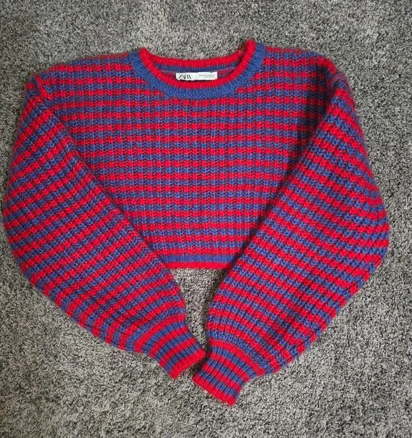 ZARA Cropped Sweater - Image 2