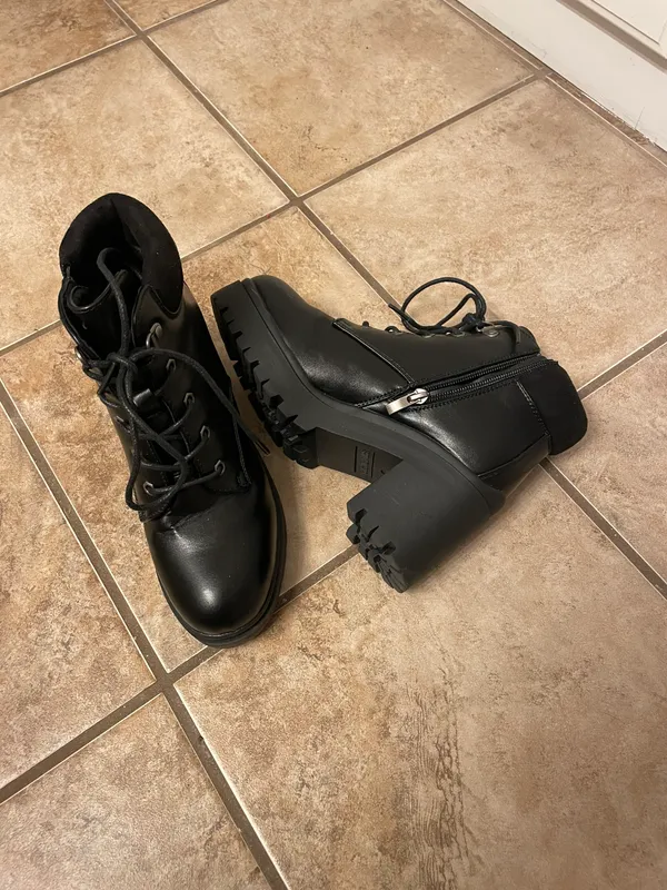 Cushionare Remy  Boots - Image 6
