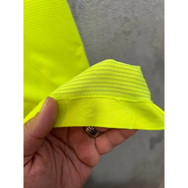 Lululemon Swiftly Tech Short Sleeve‎ Size 2 Highlight Yellow Running Athletic - Image 5