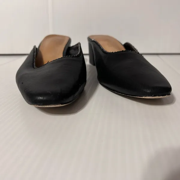 Mi.iM black leather slide mules block heel shoe fits size 9 - Image 3