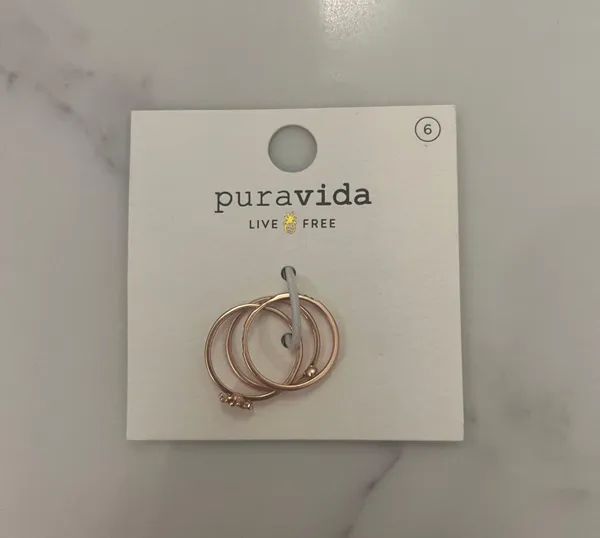 Pura Vida Daisy Pickin Ring Stack - Image 5