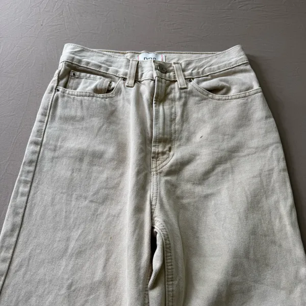BDG Urban Outfitters High & Wide Leg Jeans - Image 4