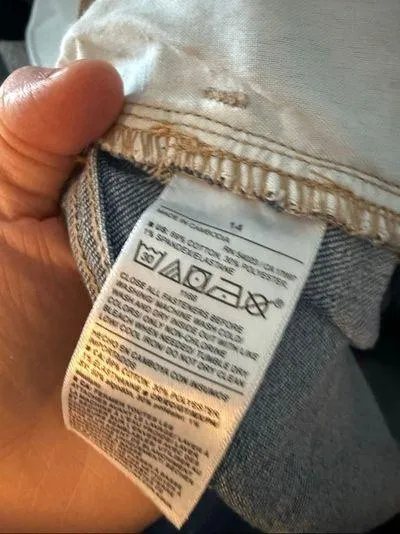 Old Navy Women’s 14 WOW Wide Leg Jeans Denim - Image 5
