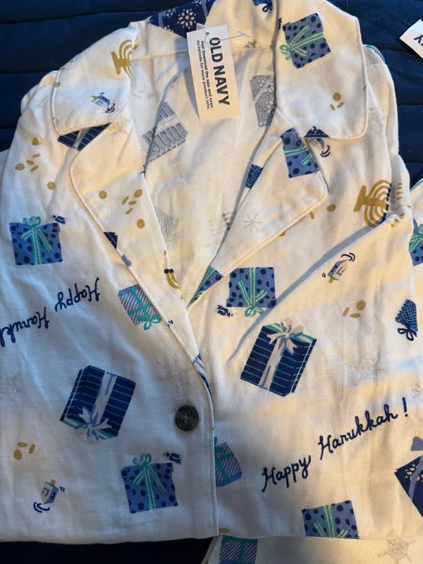 Old Navy Pajama Set - Image 2