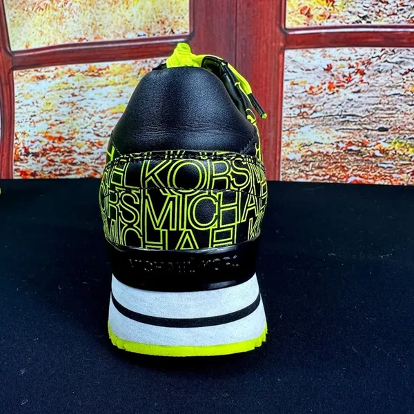 Michael Kors Neon Yellow and Black Trainers - size 9M - Image 11