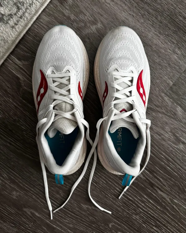Saucony Running Shoe - Image 2