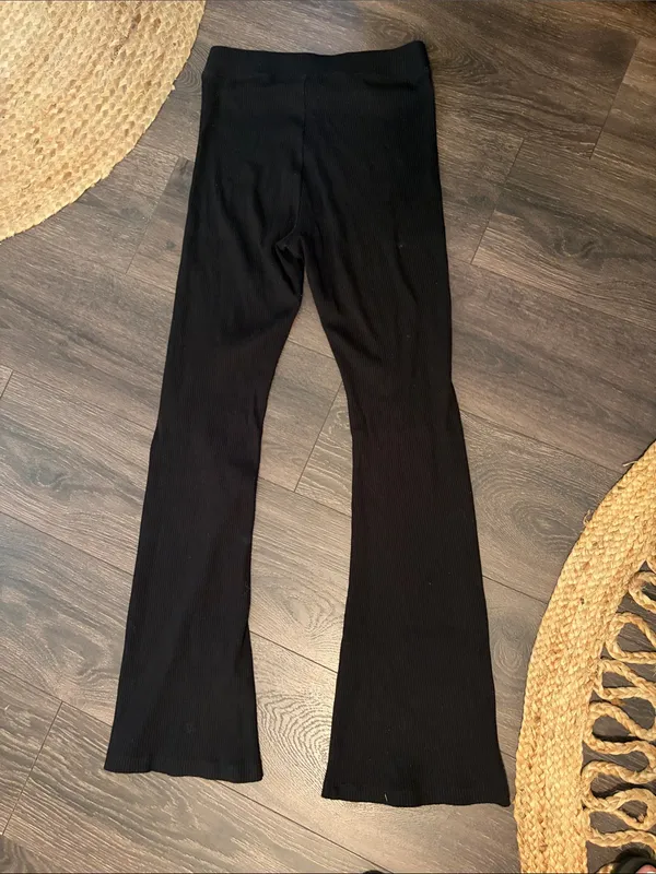 PINK Victoria's Secret Black Ribbed Flared Pants size Medium - Image 3