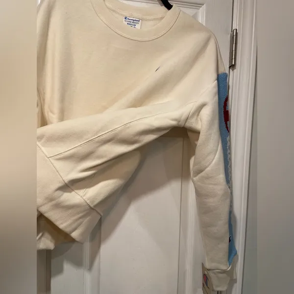 NWT Champion Heavyweight Reverse Weave Knit Sleeve Logo Cream Crew Neck Size M - Image 8