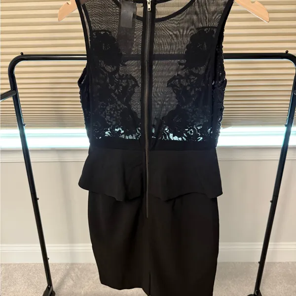 Black Lace Sheer Peplum Sleeveless Dress - Image 2