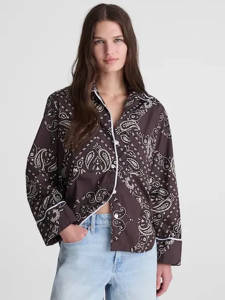 Madewell The Signature Y-Neck Shirt Chocolate Plum Bandana Print Size Medium NWT - Image 2