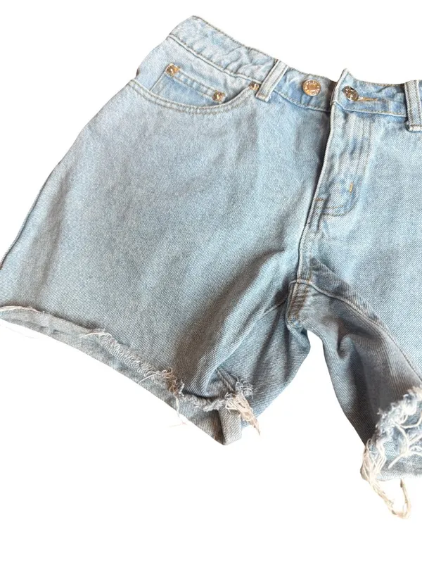 Edikted Light Wash Denim Shorts High-Waisted Distressed Raw Hem Size Small Women - Image 8