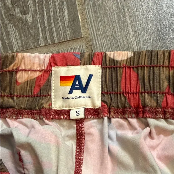 Aviator Nation womens size small Floral 5 stripe Board Shorts swim HTF! - Image 5