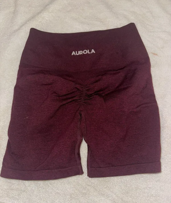 Alphalete Aurola Scrunch Shorts - Image 2