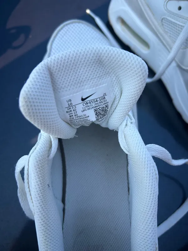 Nike Air Max Running Shoes Women’s 10 Dawn White Cream - Image 4