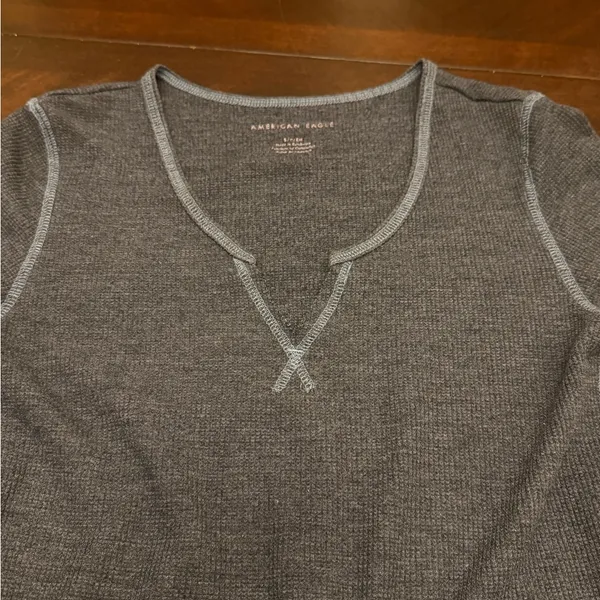 American Eagle Outfitters Charcoal Long Sleeve V-Neck Top - Image 2