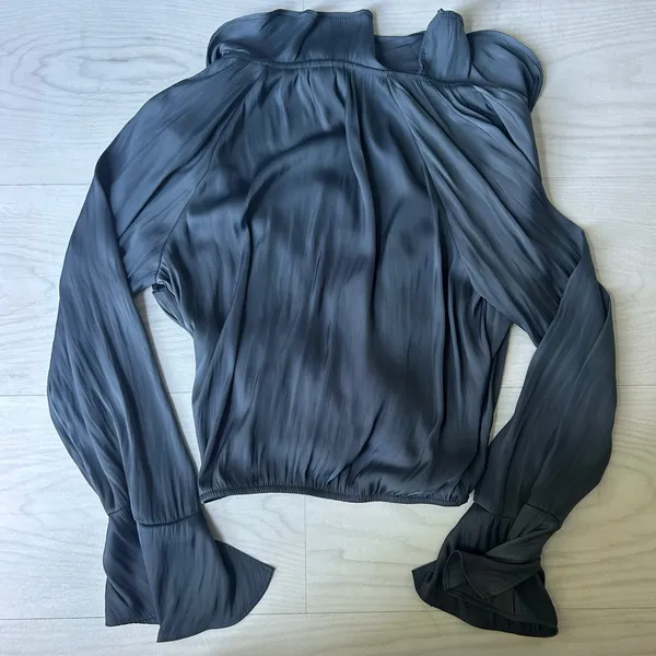 A New Day Blue Satin Blouse Top Career Wear Flowy Boho Size Small - Image 2
