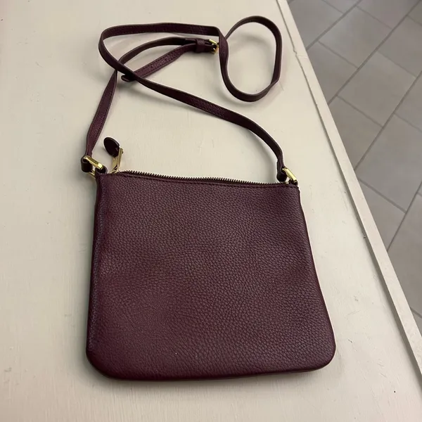 Lauren Ralph Lauren Pebbled Burgundy Crossbody with Gold Hardware-Excellent - Image 3