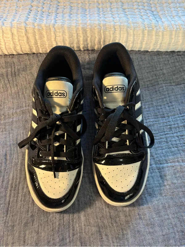 adidas Kids Black and White Low-Top Sneakers with Three Stripes - Image 2