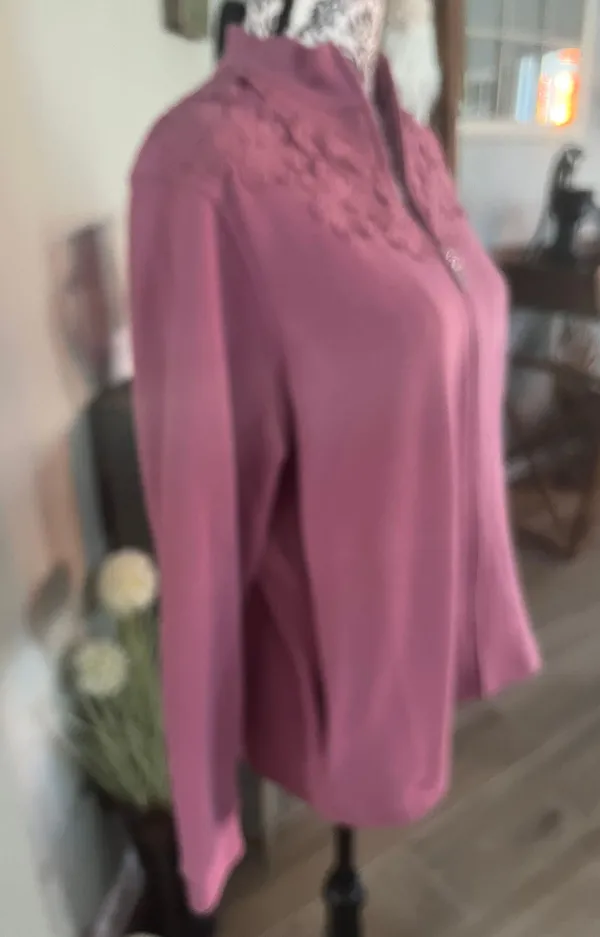 Specification Size Medium Mauve Zip Up Top - Image 3