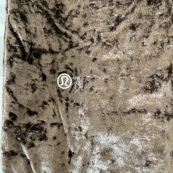 lululemon Velvet Joggers in Dark Brown - Image 3