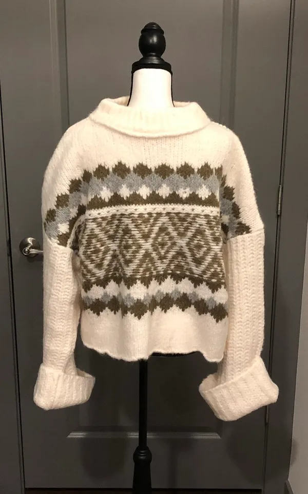 Free People Chunky Sweater - Image 4
