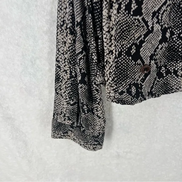Zara Snake Print Button‎ Front Boxy Long Sleeve Button Up Top - Image 8