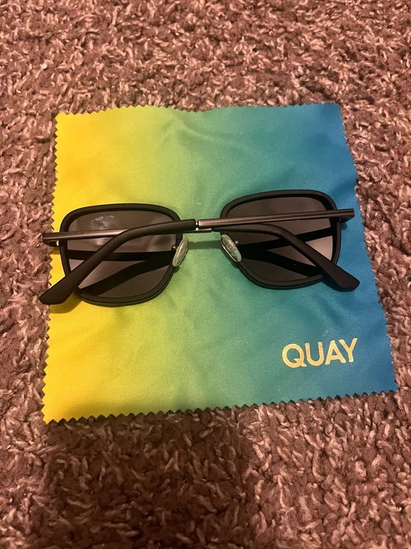 Quay Australia Sunglasses - Image 2
