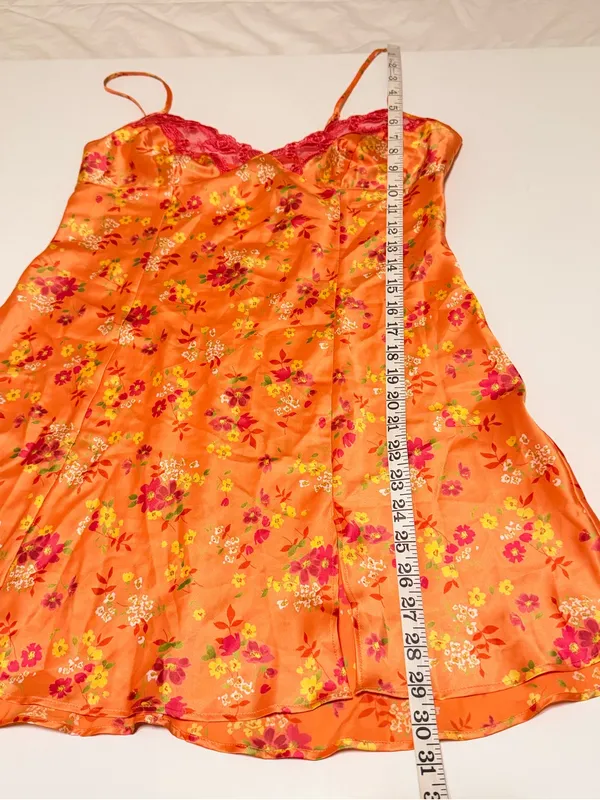 Victoria's Secret Vintage 2001 satin nightie, orange floral print, sz M - Image 4
