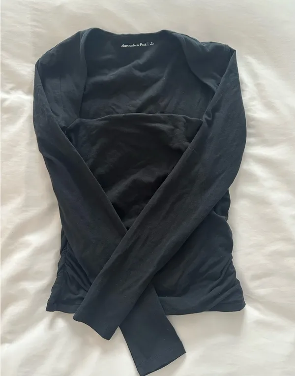 Abercrombie Ava Long Sleeve Top - Image 2