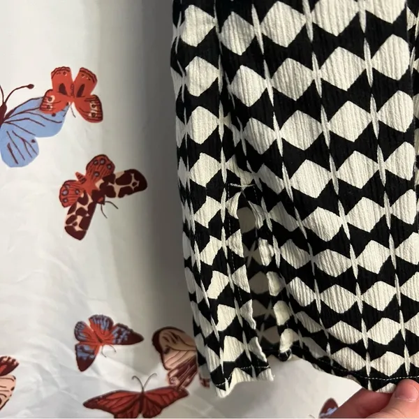 Geometric light weight beach tunic❗️clearance last chance ❗️ - Image 3