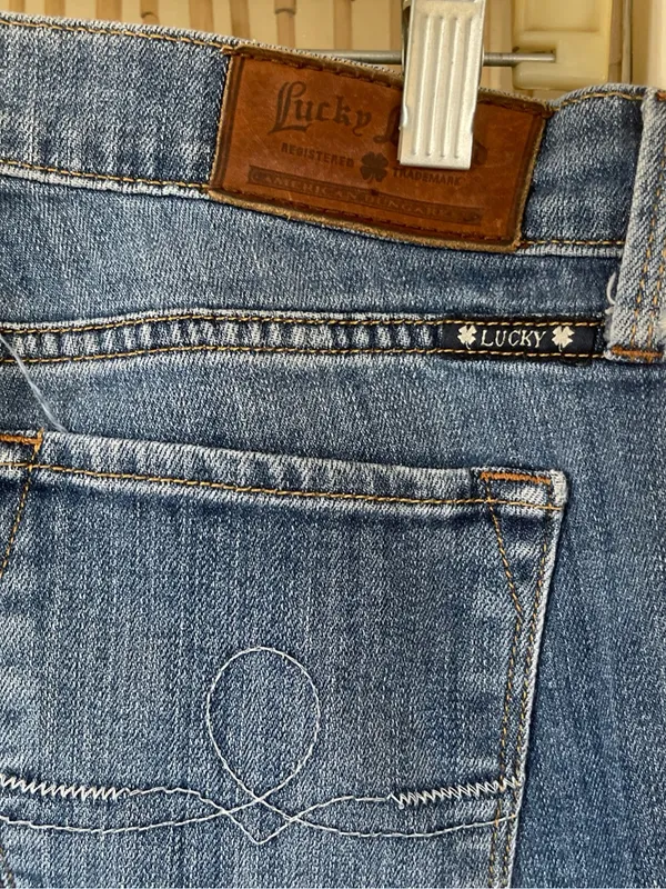 Lucky Brand Women's Medium Blue Sofía straight Leg Jeans - Image 6
