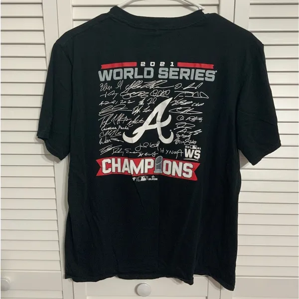 Atlanta Braves World Series Champion Shirt Size Small - Image 2