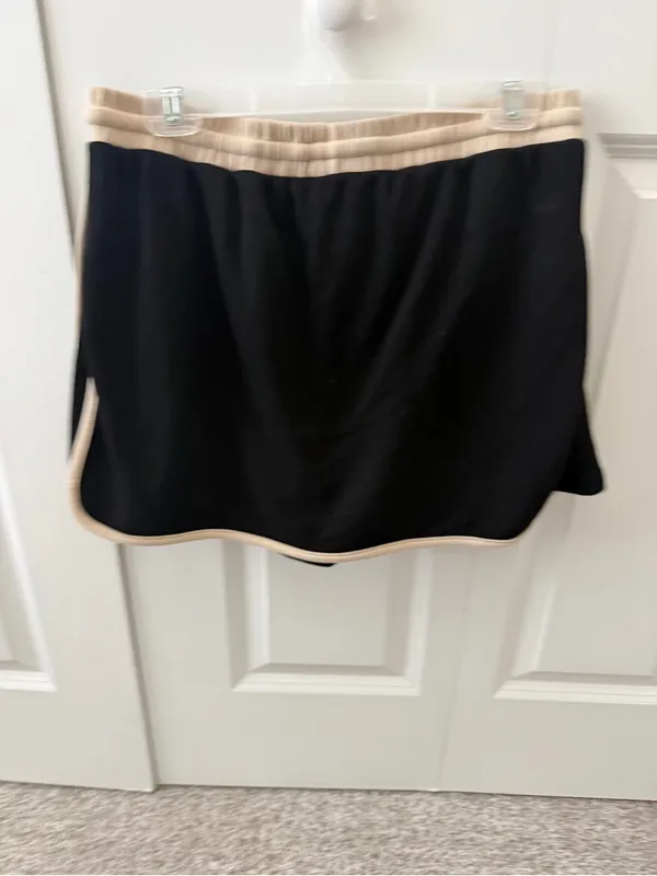 Entro Women’s Performance Skort Black Beige Trim Elastic Waist Athleisure Size L - Image 6