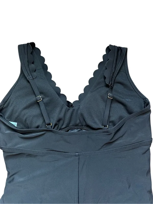 Shade and Shore Scalloped One Piece Swimsuit - Image 3