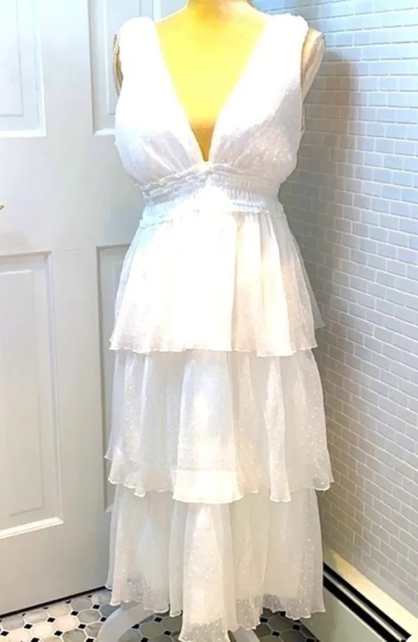 Lulus dreamy mood white Swiss dot tiered midi dress. Polyester. Size Small. - Image 5