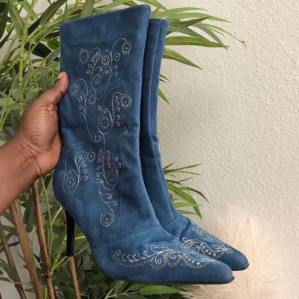 RARE Blue western country boho fabric suede ankle boots floral embroidered pointed toe stiletto heels - Image 4