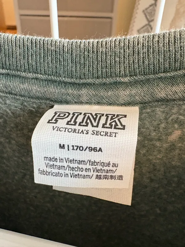 PINK Victoria's Secret Sweatshirt - Image 4