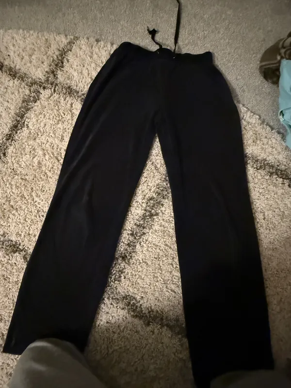 Get over velvet flaire pants Black - Image 2