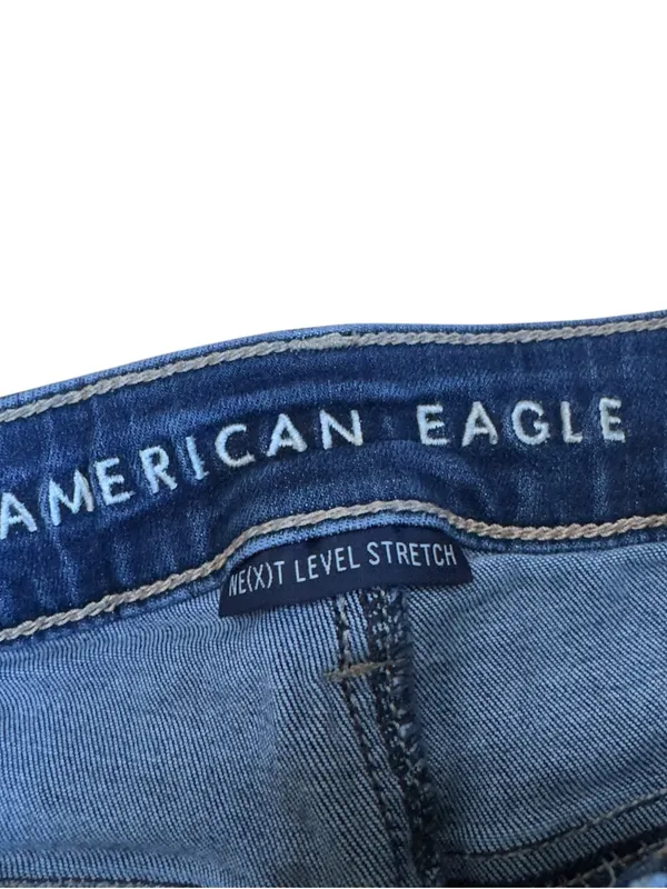 American Eagle Next Level Stretch Distressed Denim Shorts Womens 8 High Rise EUC - Image 7