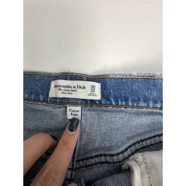 Abercrombie & Fitch Curve Love The Mom Short Mid Rise Size 30 10 - Image 3