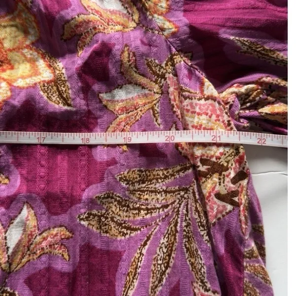 Women's Purple Magenta Floral Paisley Blouse Size L V-Neck Short Sleeve Boho Top - Image 6