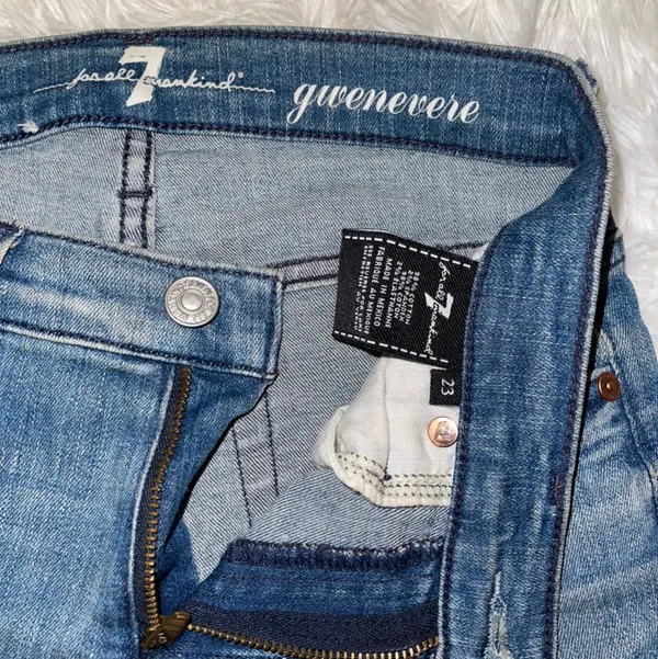 “Gwenevere” Jeans - Image 4