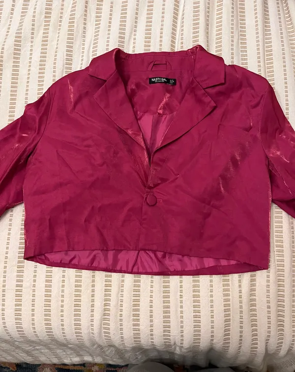 Nasty Gal Pink Cropped Blazer - Image 6
