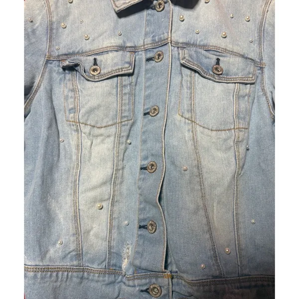 Jessica Simpson Women Large Pearl Embellished Distressed Denim Jacket Light Wash - Image 5